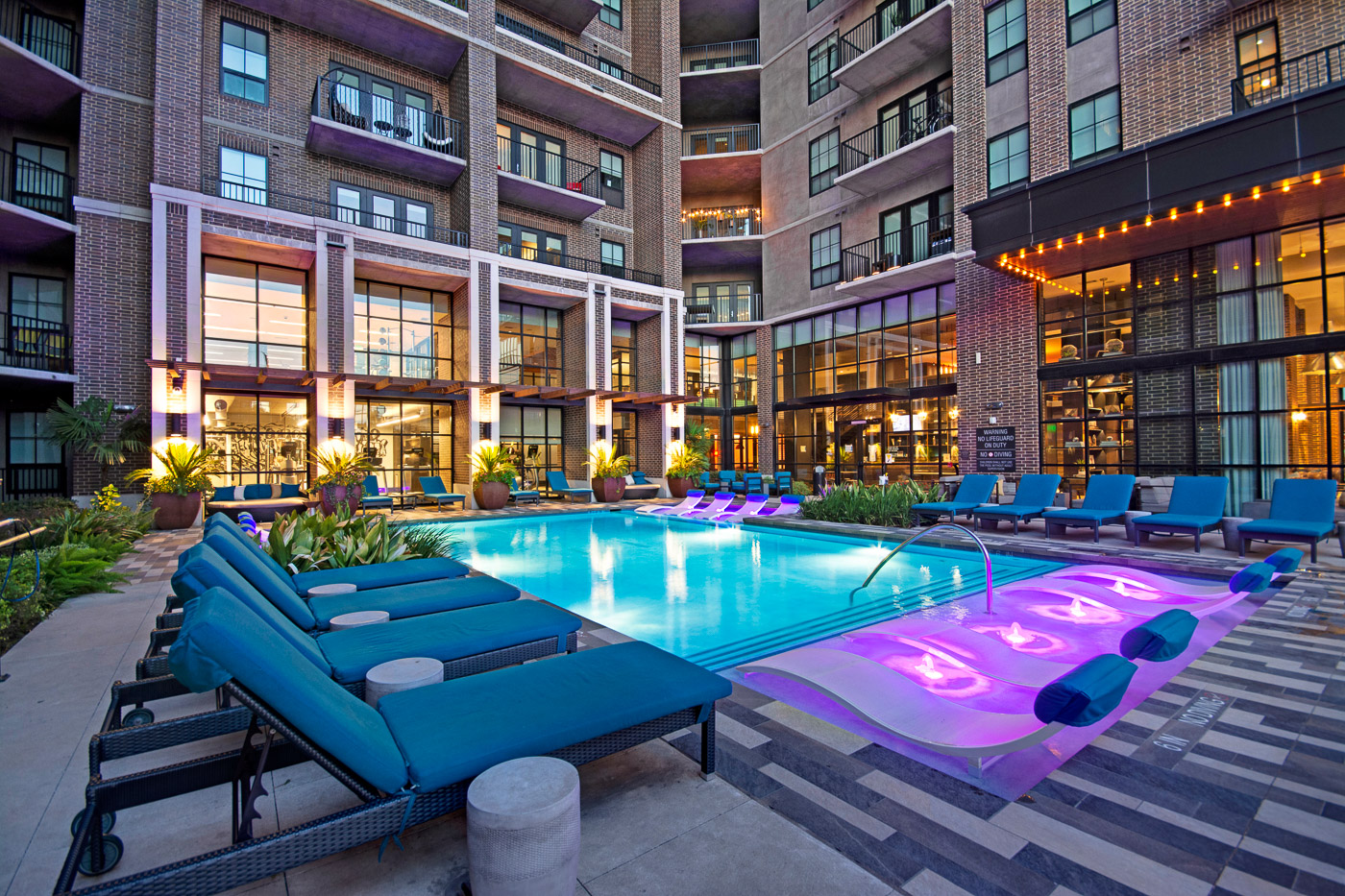 Twilight conversion for apartment community exterior photography